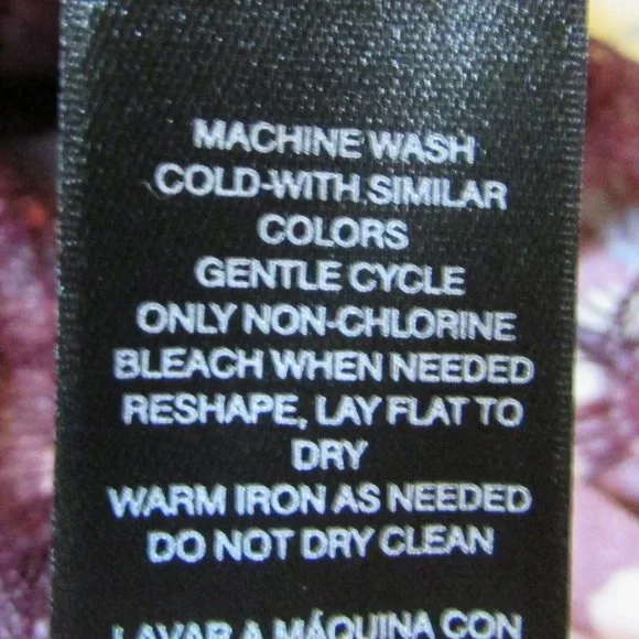 WHBM Sleeveless Embroidered Floral Top - Picture 9 of 9